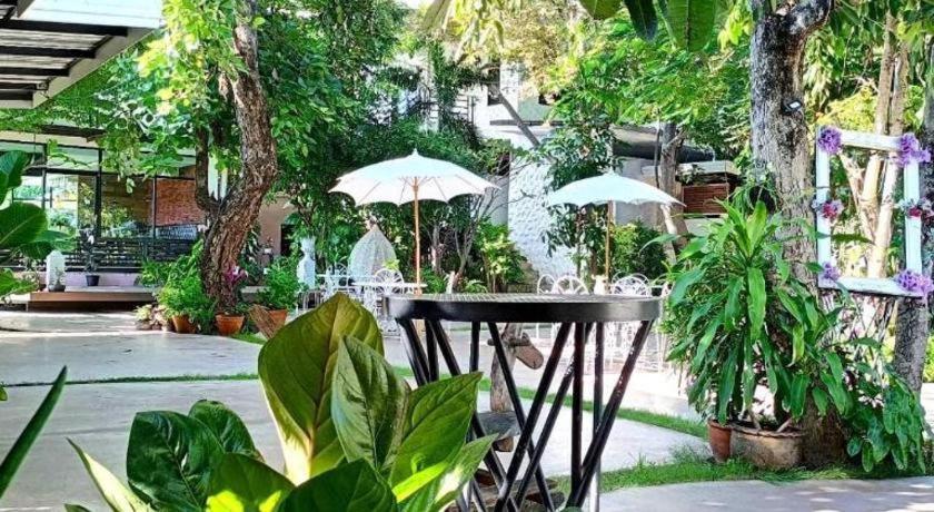 Chayada Garden House And Resort Nakhon Ratchasima Extérieur photo