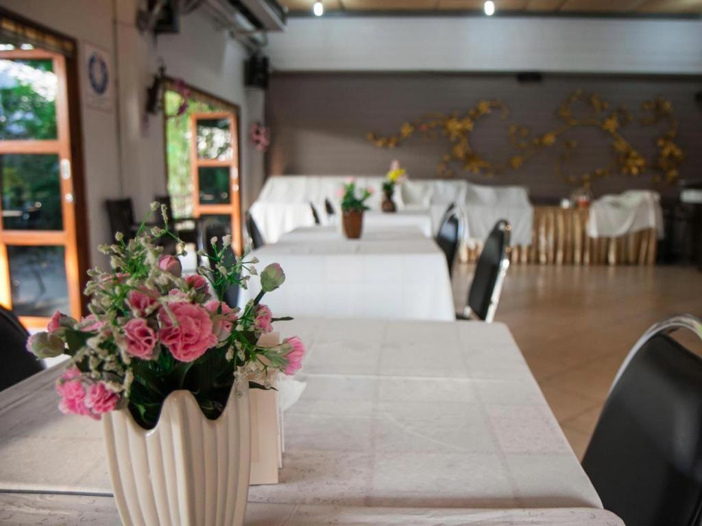 Chayada Garden House And Resort Hotel Nakhon Ratchasima Extérieur photo