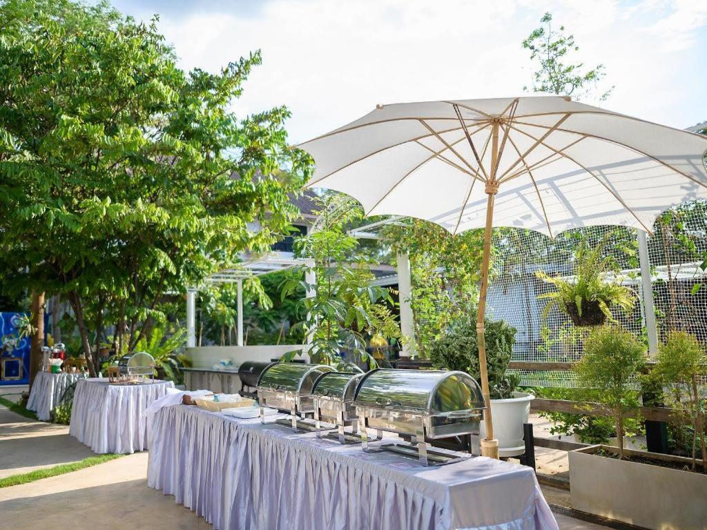 Chayada Garden House And Resort Hotel Nakhon Ratchasima Extérieur photo